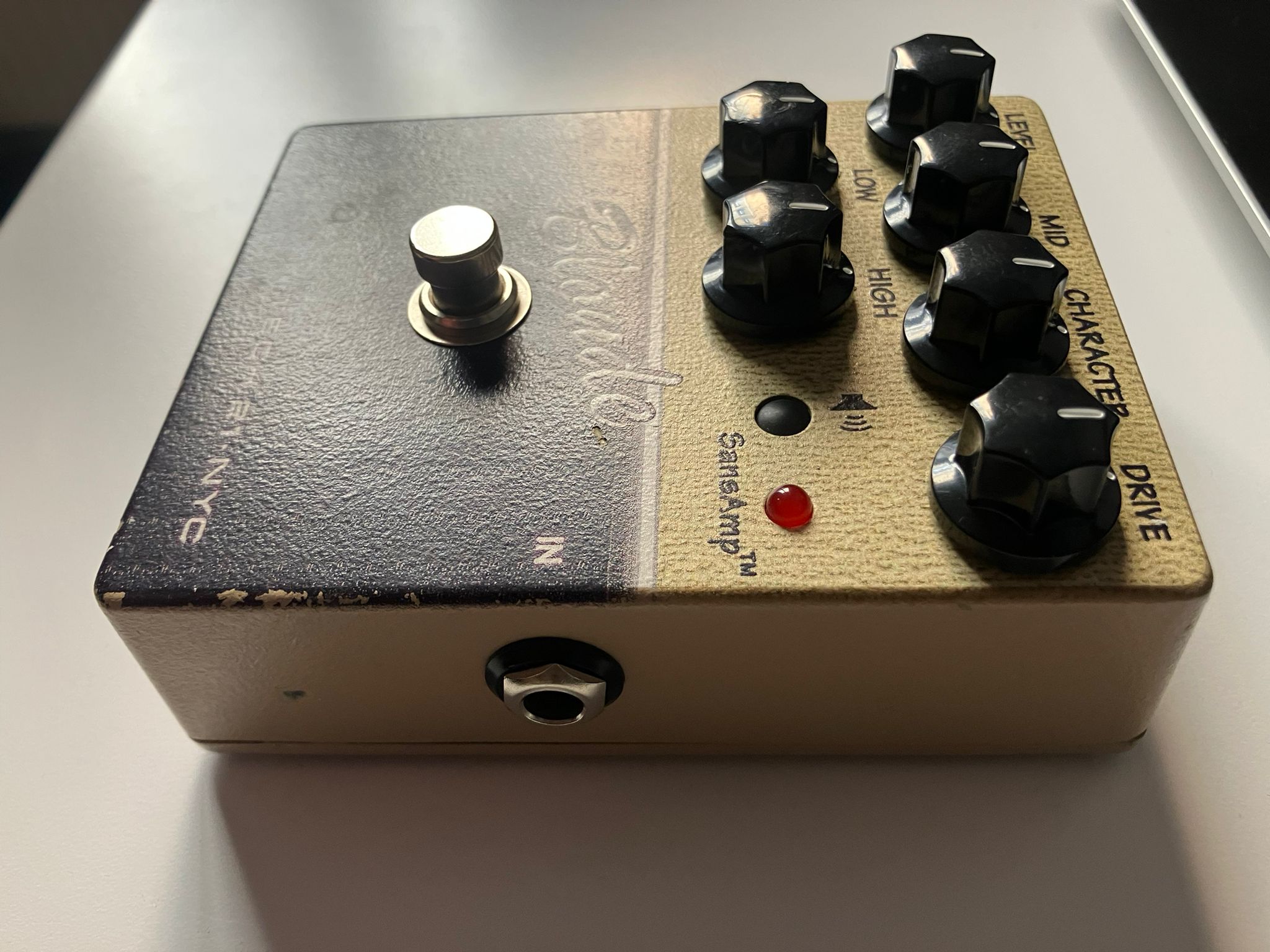 Vends Tech 21 SansAmp Character Blonde V2