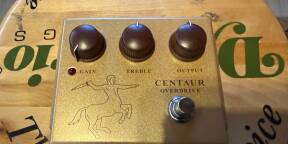 Behringer Centaur ( pas Zentara)
