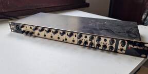 Numark RM6 – Table de mixage DJ rack 19''