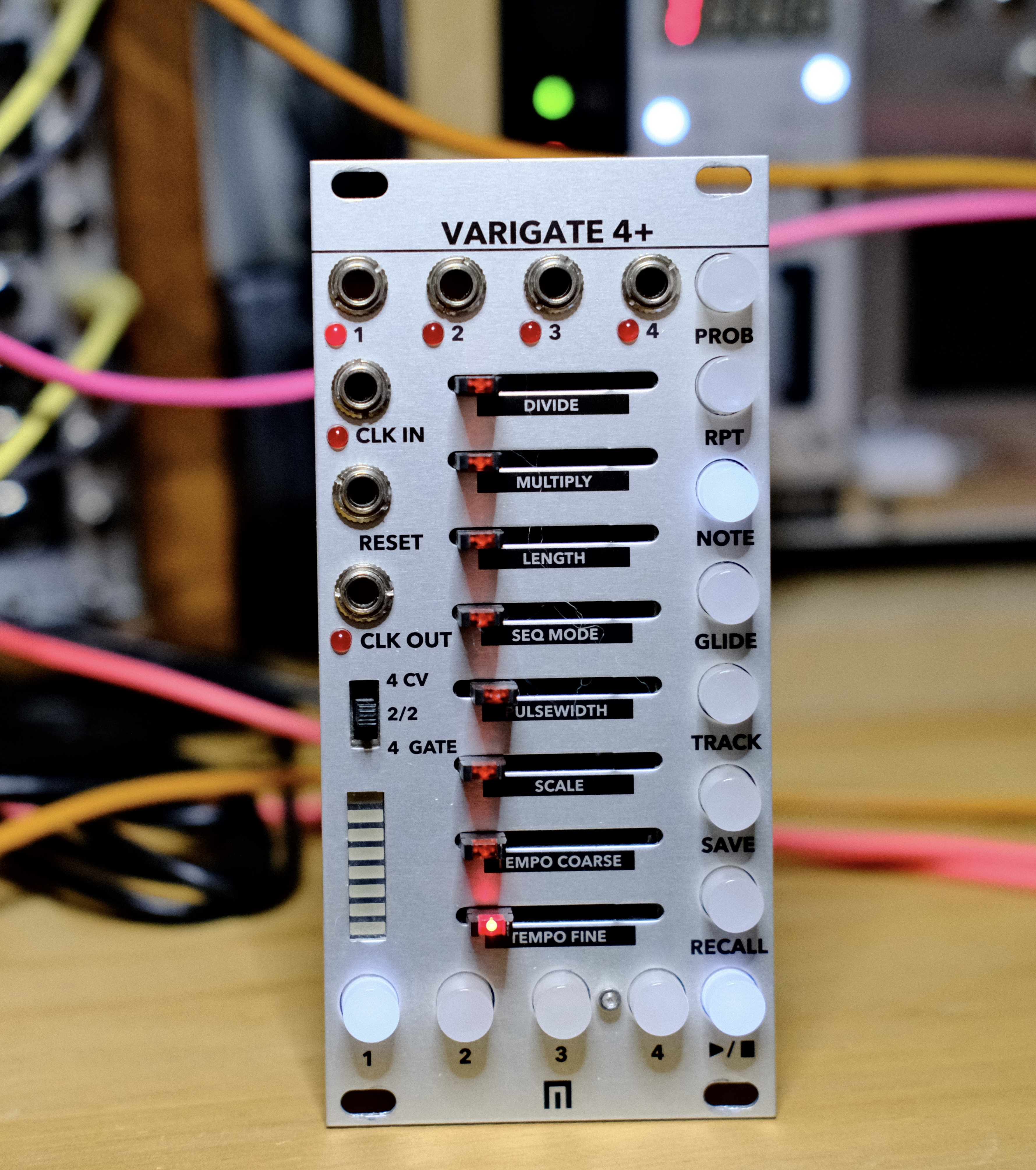 Vends Malekko Varigate 4 + — Séquenceur