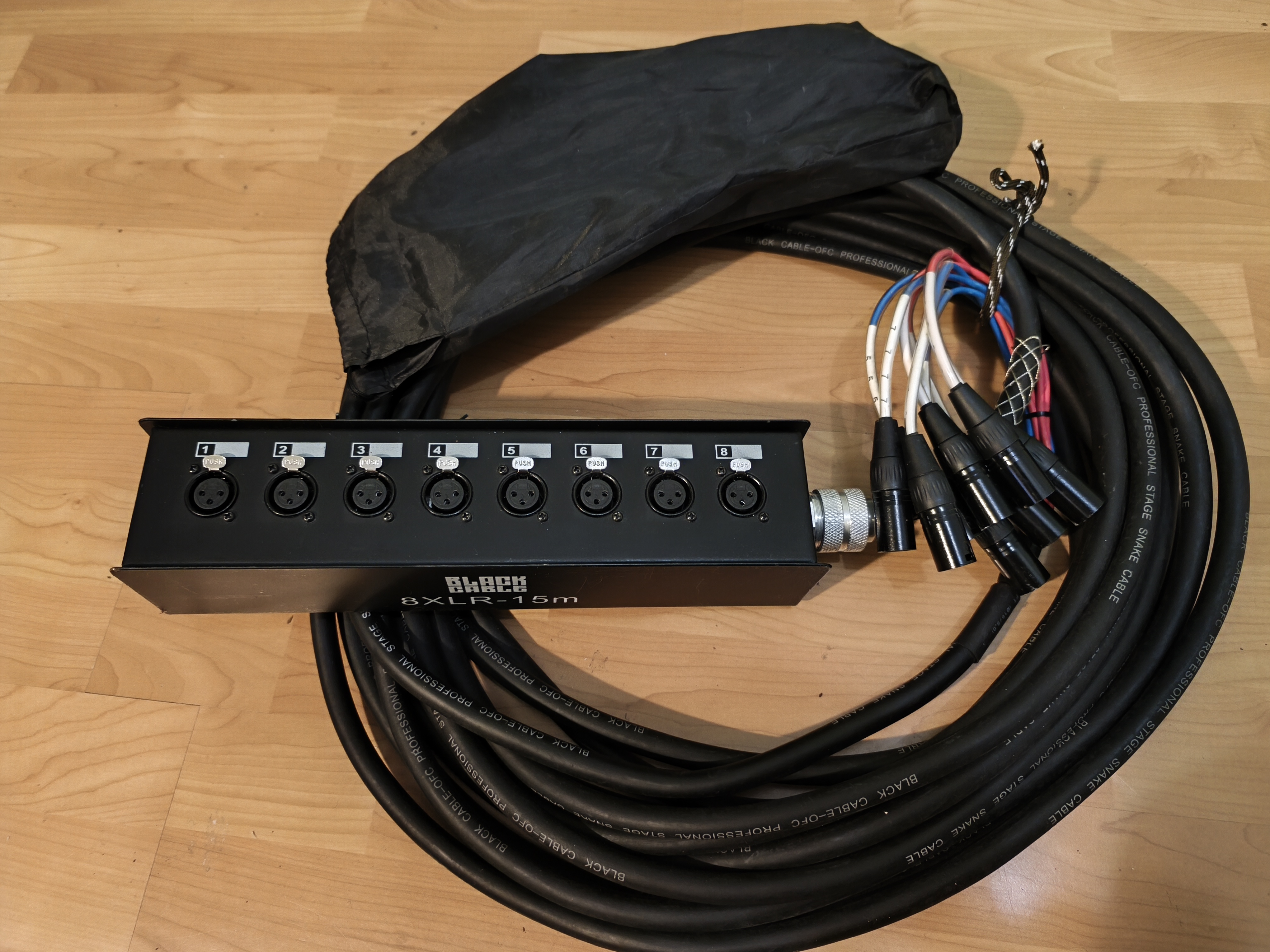 Boîtier de scène (câble multipaires) 8 entrées - Longueur 15 mètres - Etat neuf - 1ère main