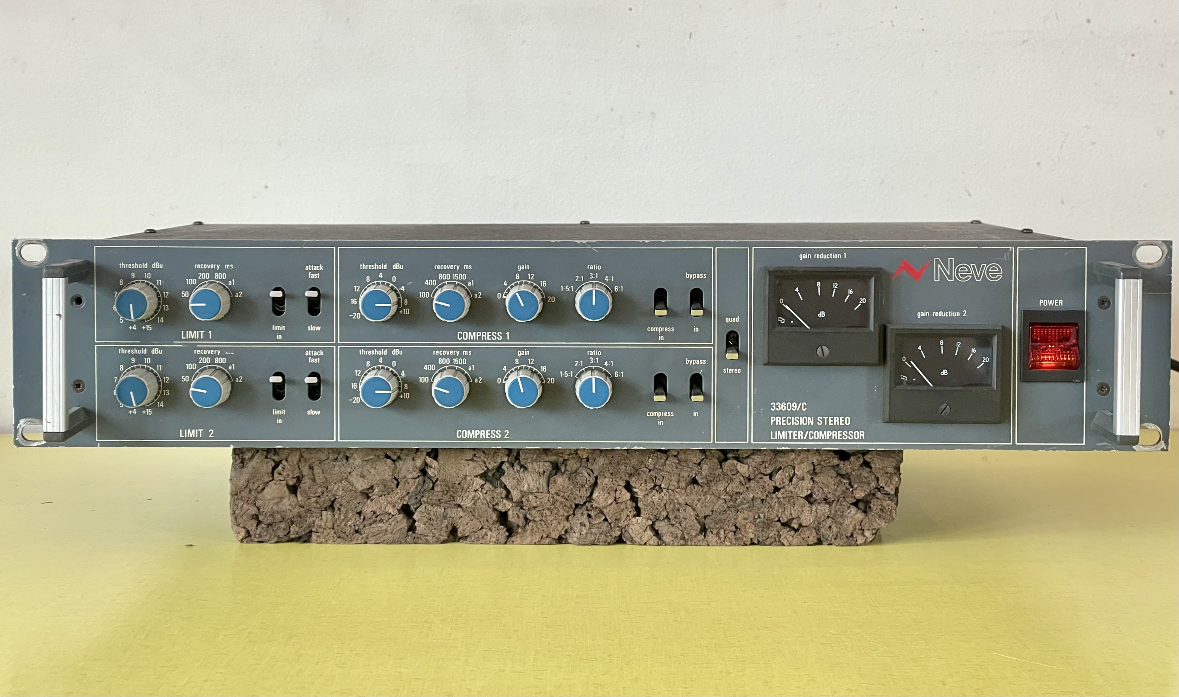 Compresseur / Limiteur - Neve 33609/C