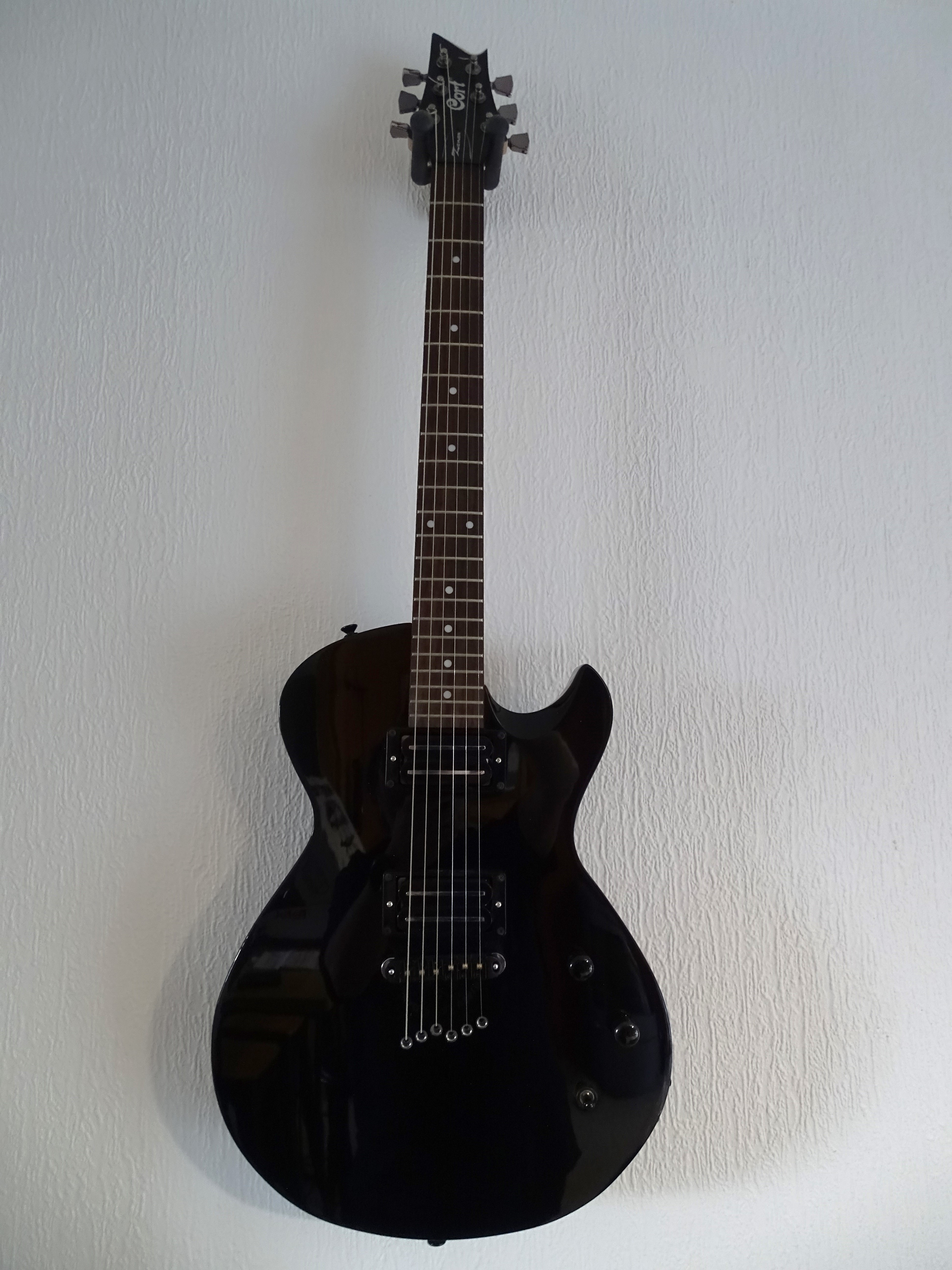 Guitare électrique cort z40 upgradée