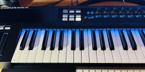 Vends clavier maître Komplete Kontrol S61