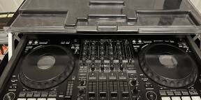 Ddj 1000 comme neuf très peu servi