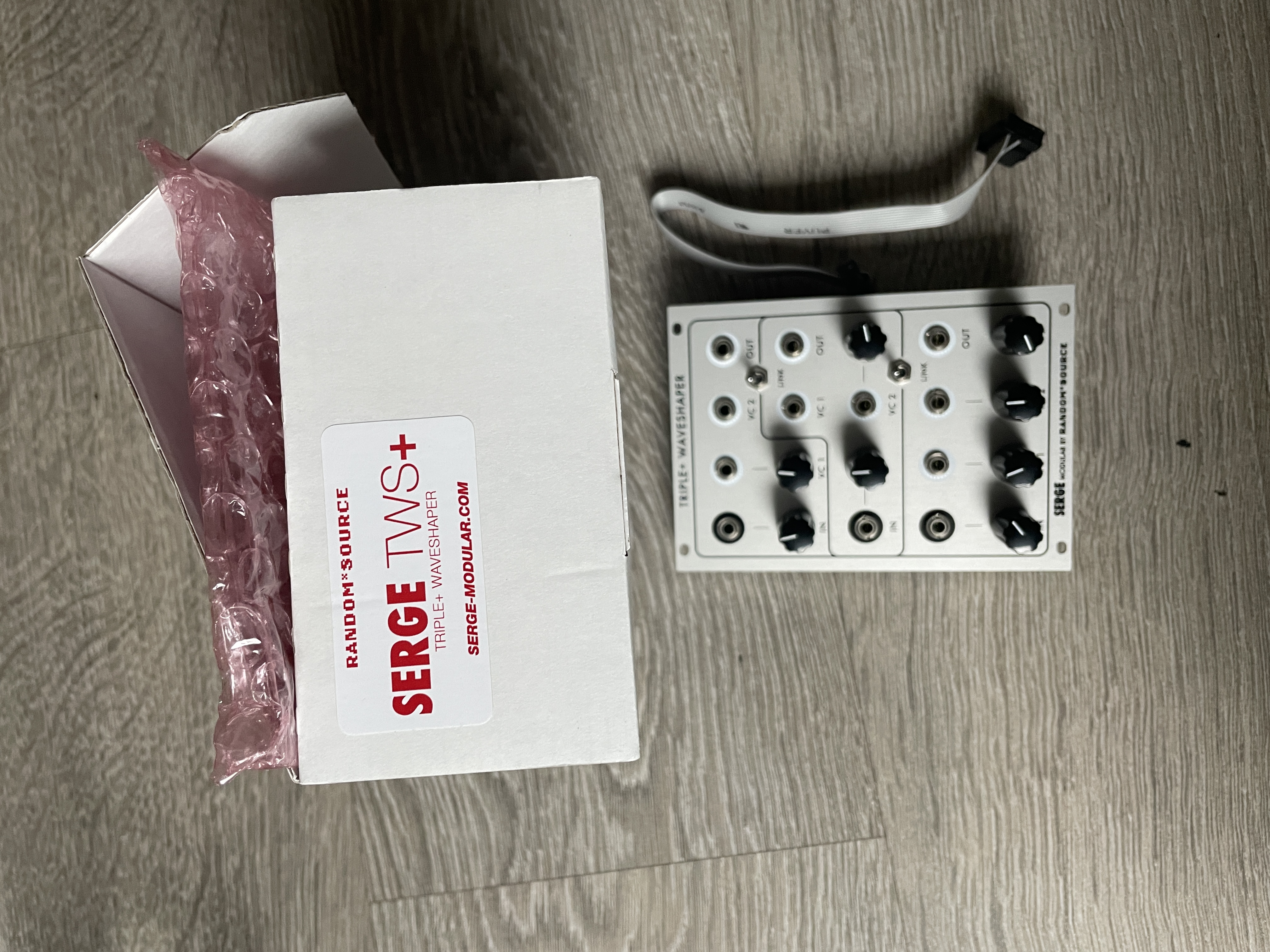 Vends Random Source Serge TWS+