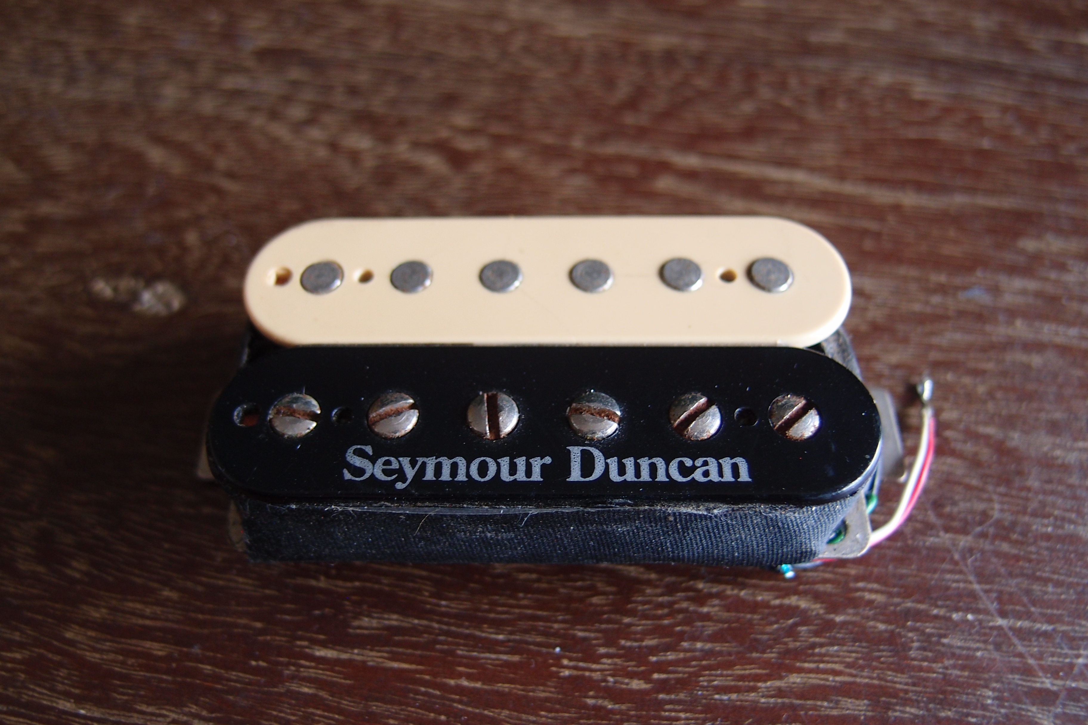Micro guitare double bobinage Seymour Duncan SH-4 JB