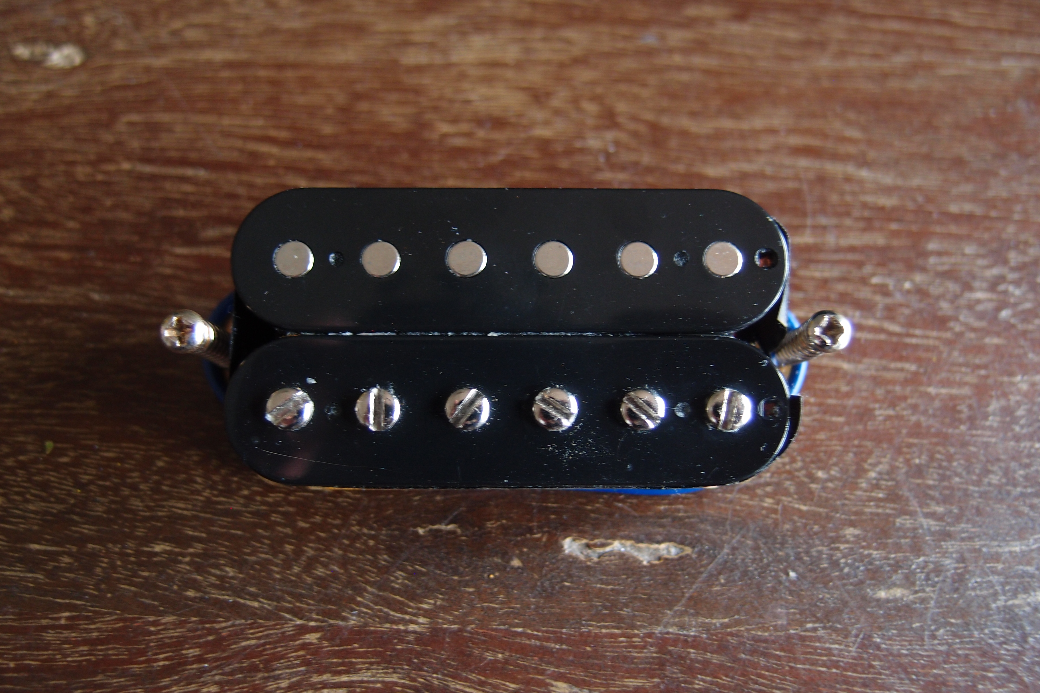 Micro guitare double bobinage chevalet