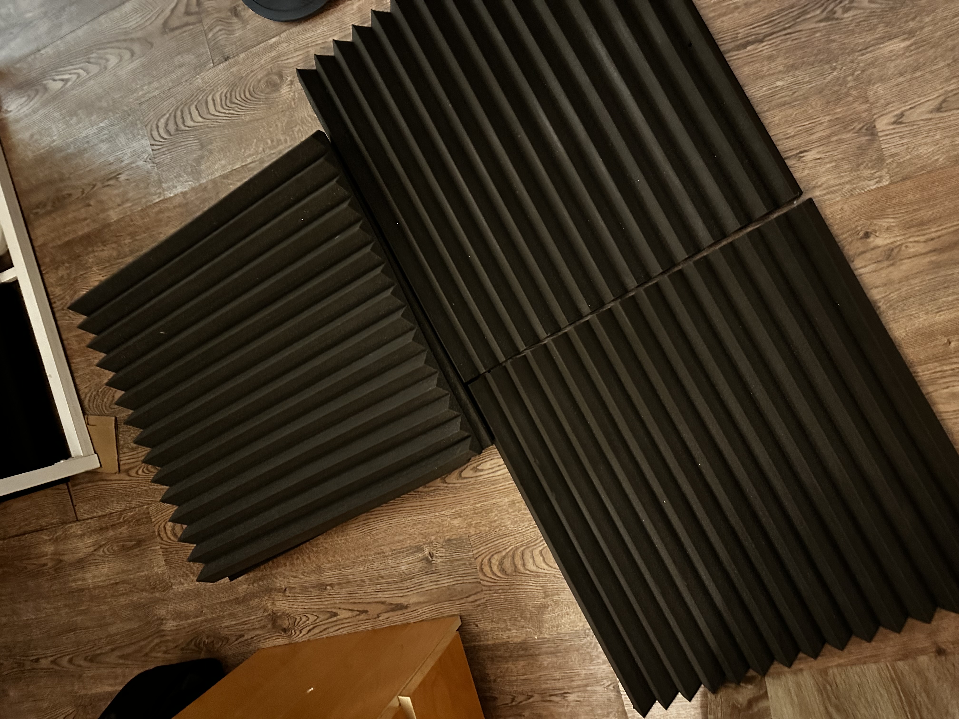 Vends mousses acoustiques - Auralex - Studiofoam Wedges Charcoal