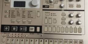 vends electribe es1 mk2 avec alim et carte smartmedia