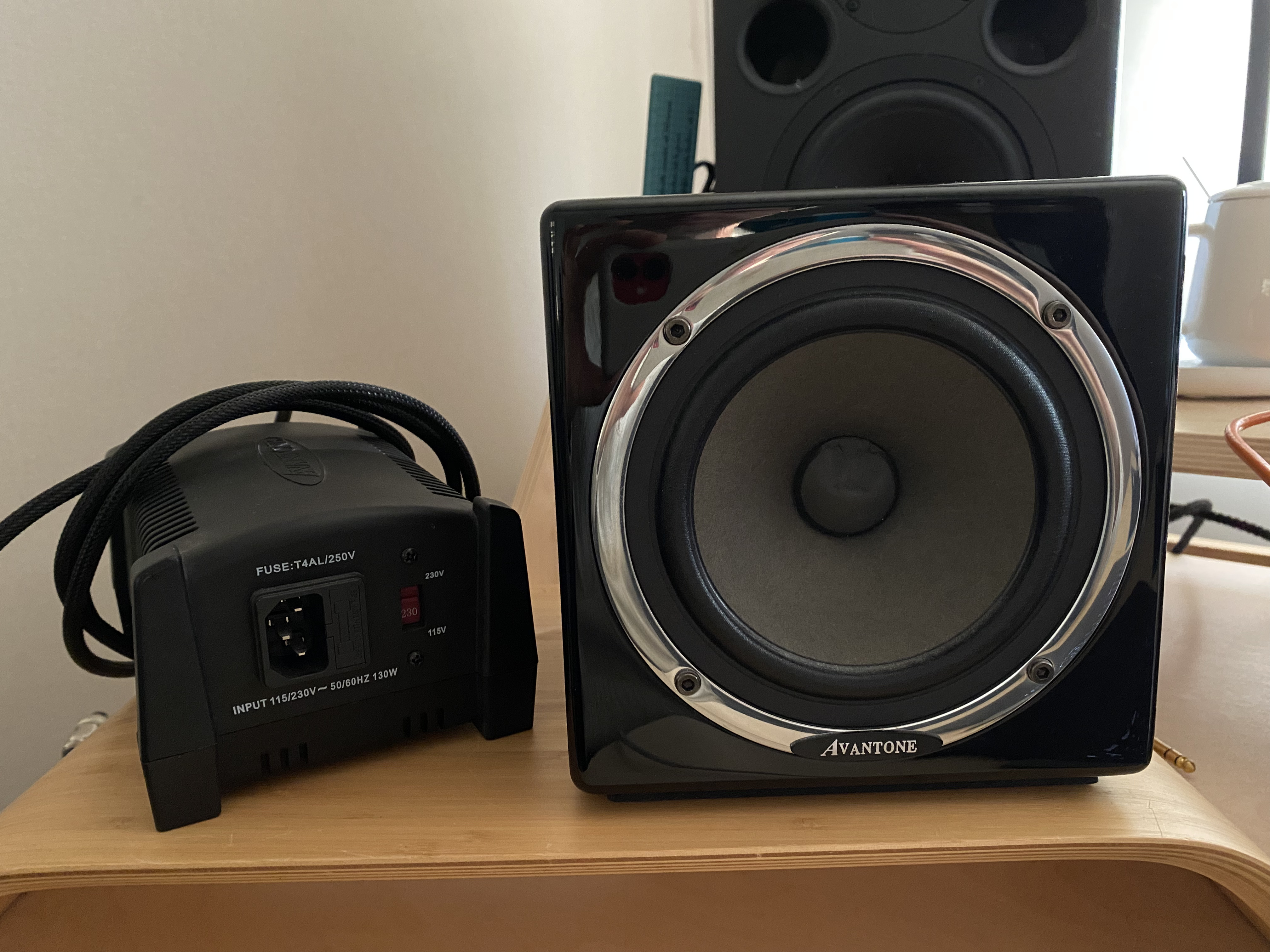 Enceinte de monitoring Avantone MixCubes Active Black