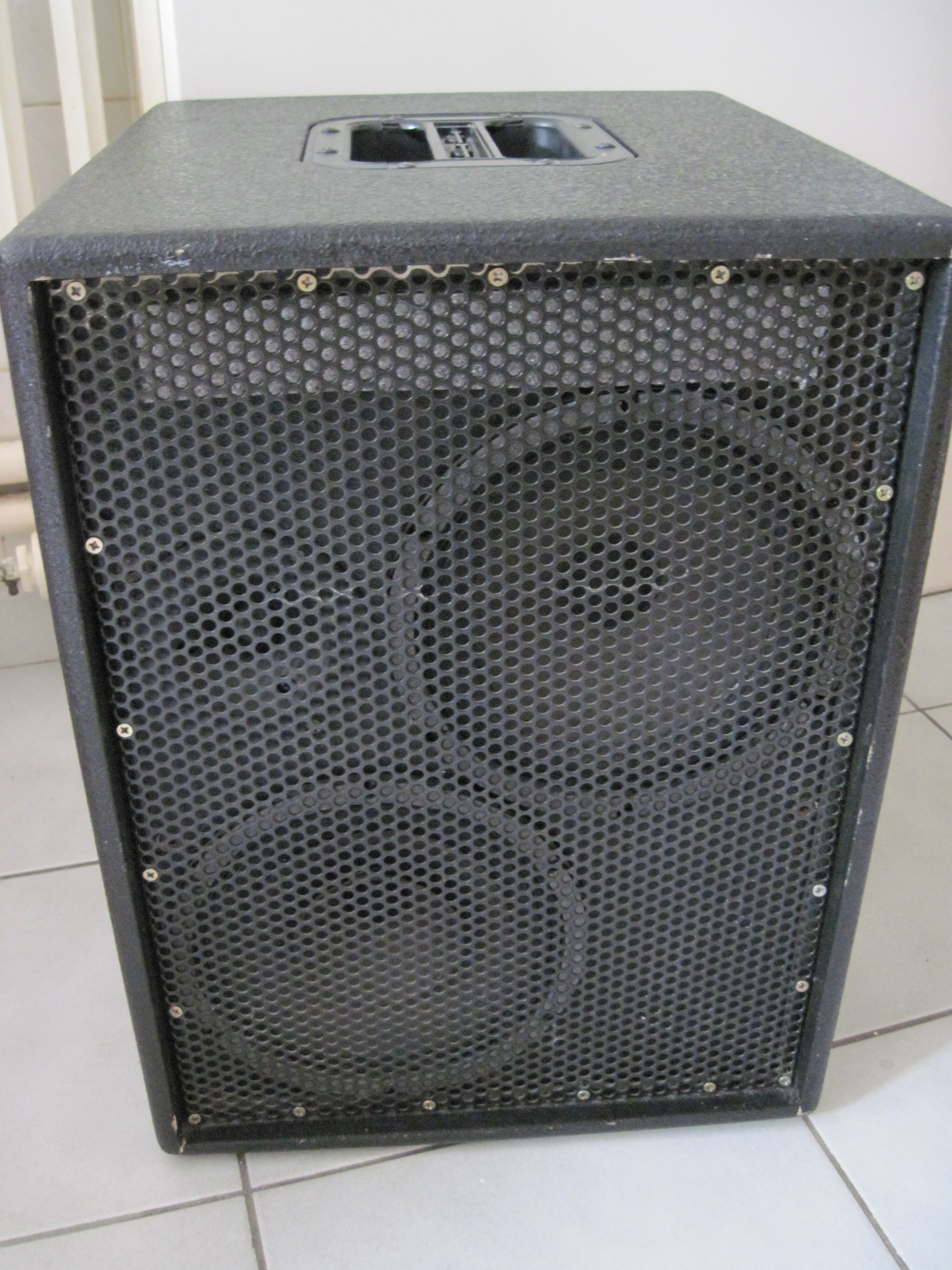 Vds enceinte amplifiée AER ASQ8/200