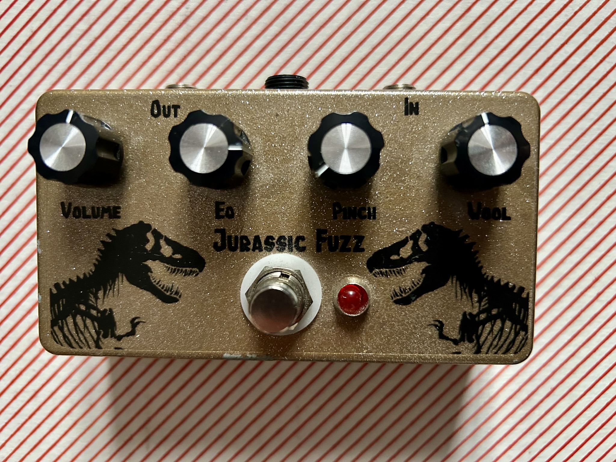 Jurassic Fuzz clone de Z.Vex Woolly Mammoth