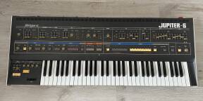 Synthétiseur Roland Jupiter 6