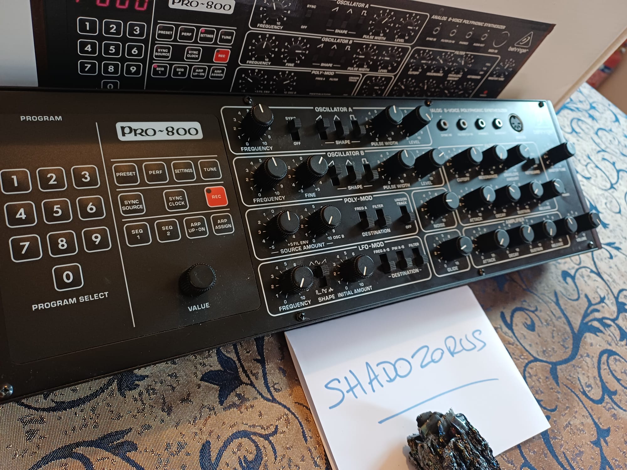 Behringer Pro-800