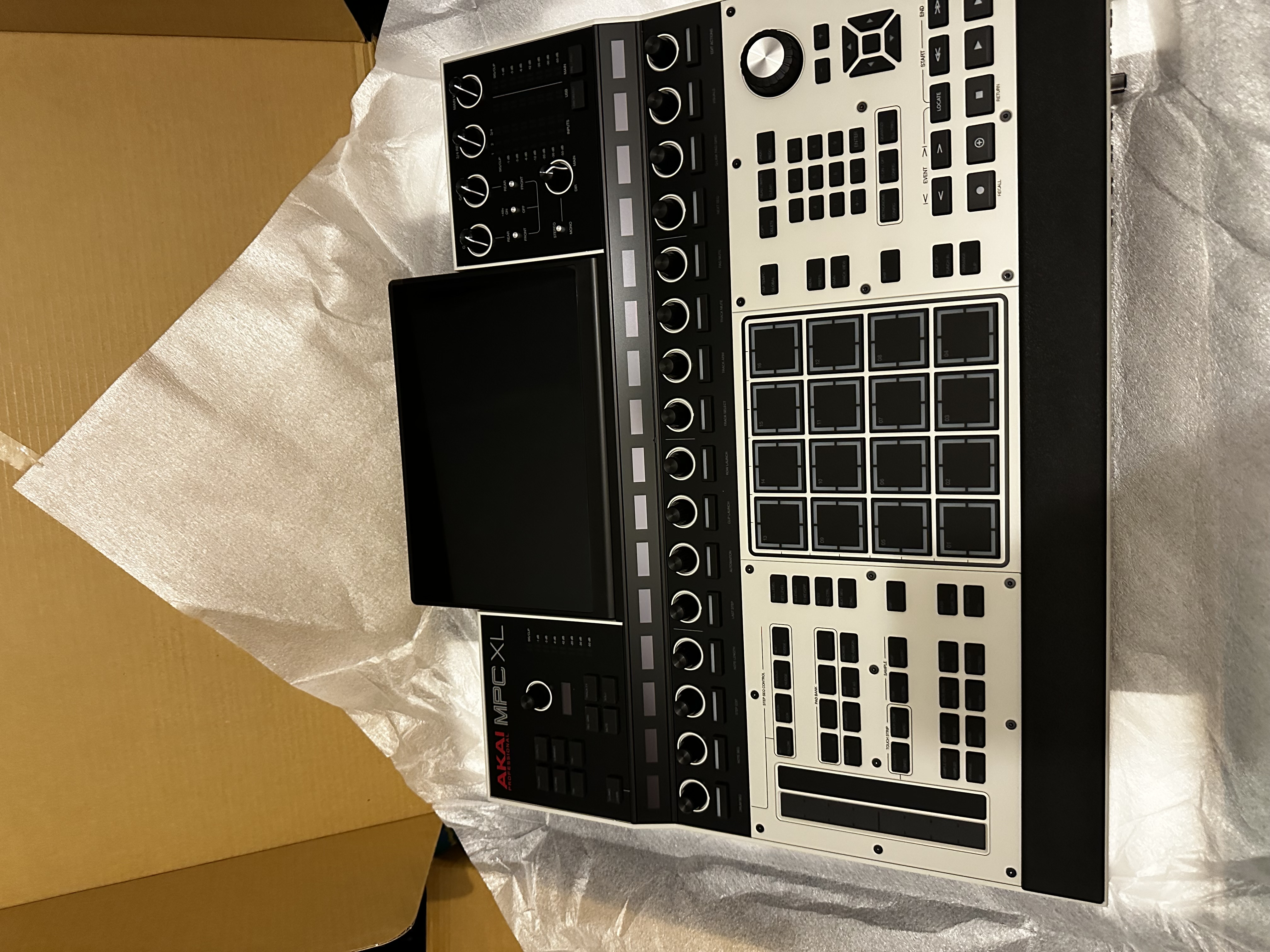 MPC XL neuve (pas enregistré)