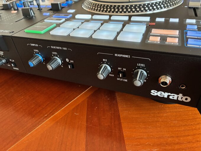 Commandes en face avant 3 Commandes en face avant 3