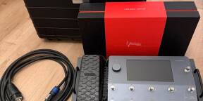 Neural DSP Quad Cortex avec étui et accessoires