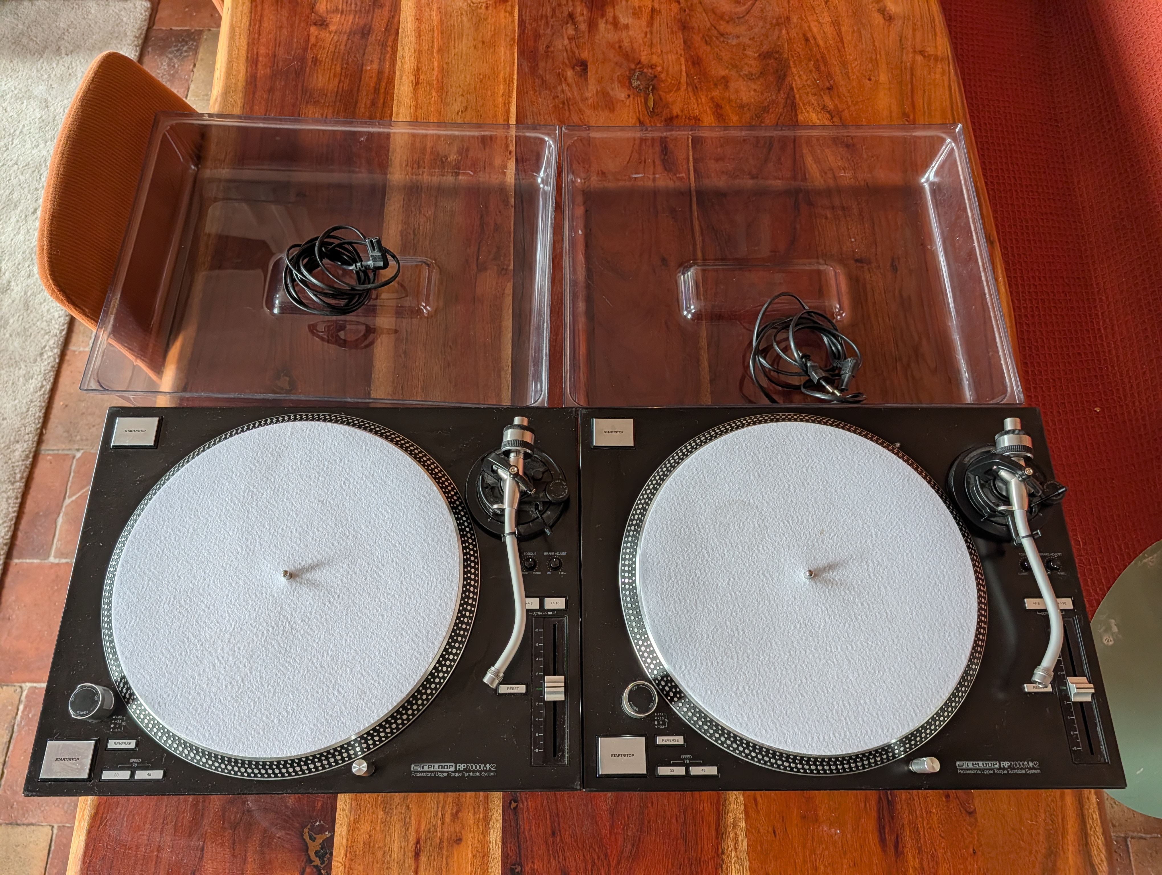 Vends reloop rp 7000 mk2 (prix pour une seule platine)