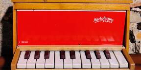 Michelsonne Paris 25 Touches - Rouge Lo-Fi