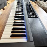 Vends clavier Komplete Kontrol S61 comme neuf