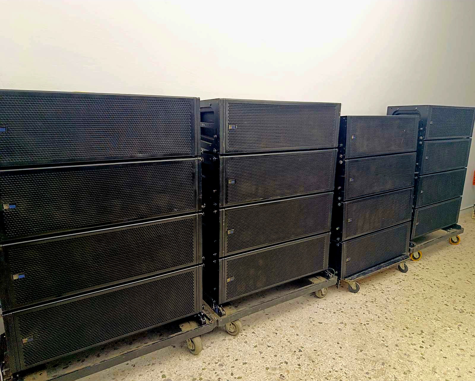 Meyer sound MICA 700-HP 