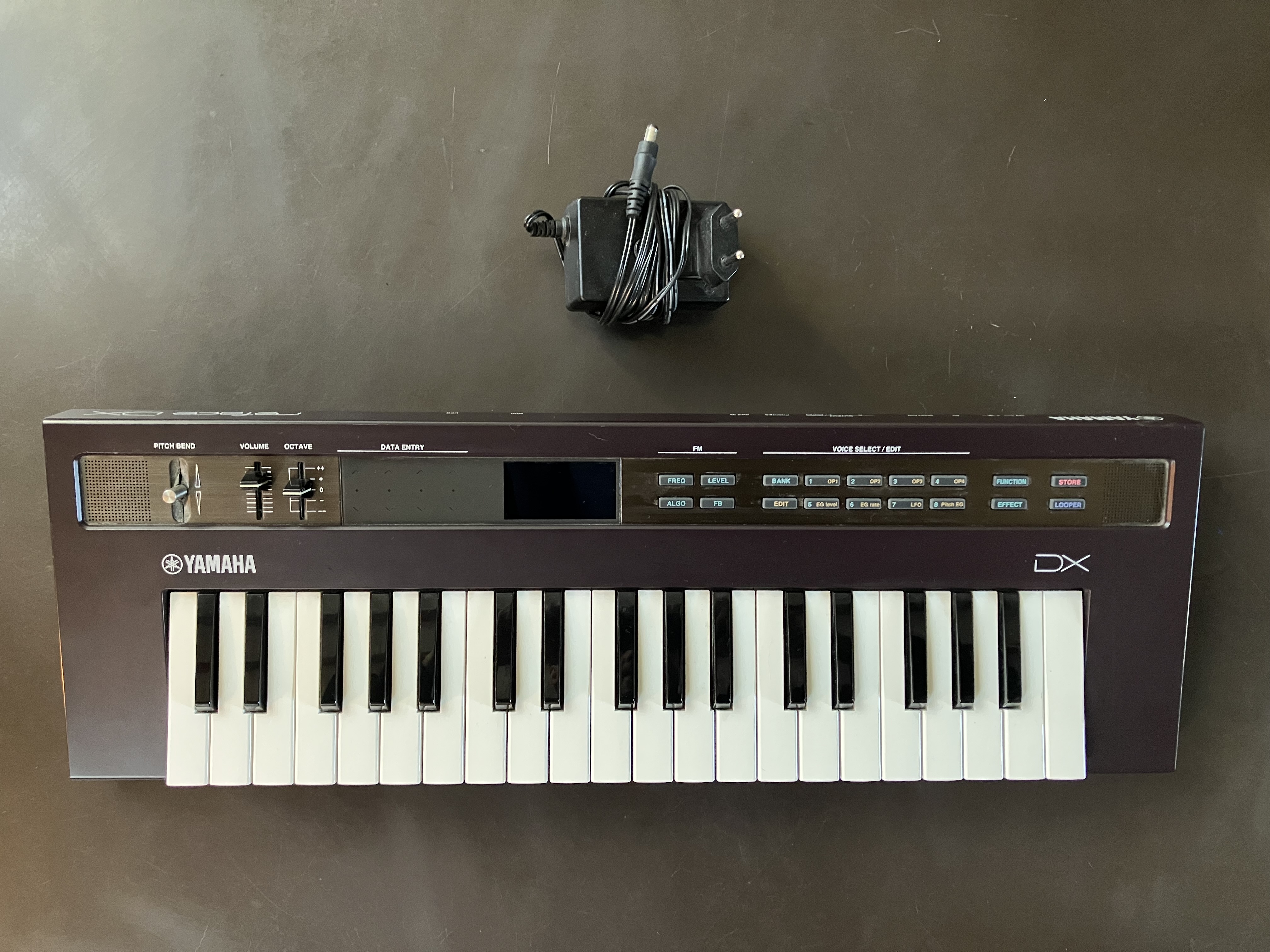 Vends Yamaha Reface DX
