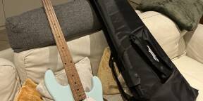 Basse Musicman Sterling RAY34 HH