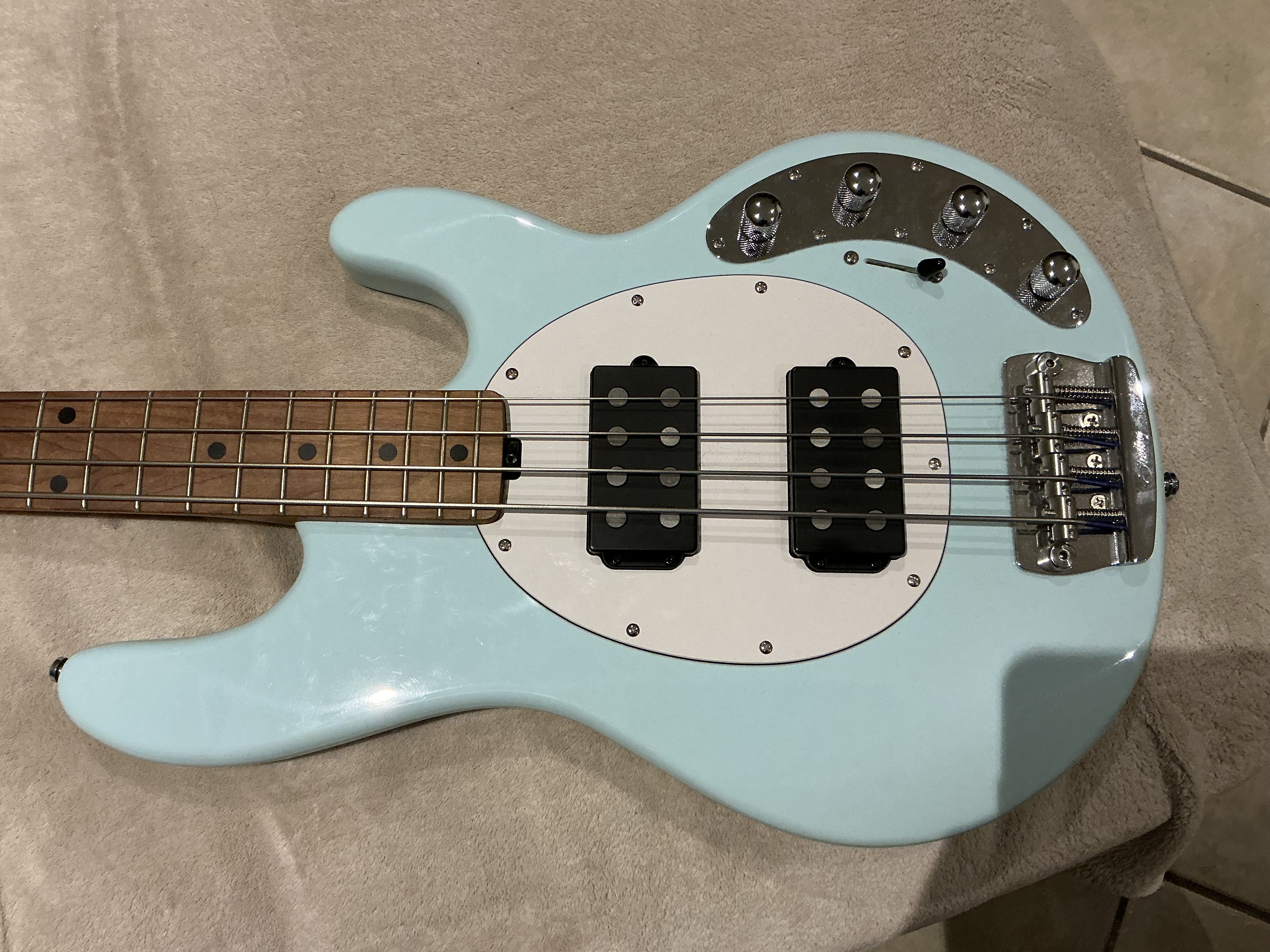 Sterling by Music Man StingRay Ray34HH (20630)