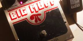 Pédale Ehx Big Muf Big box V.9 année 2000 Ec3003A avec alim