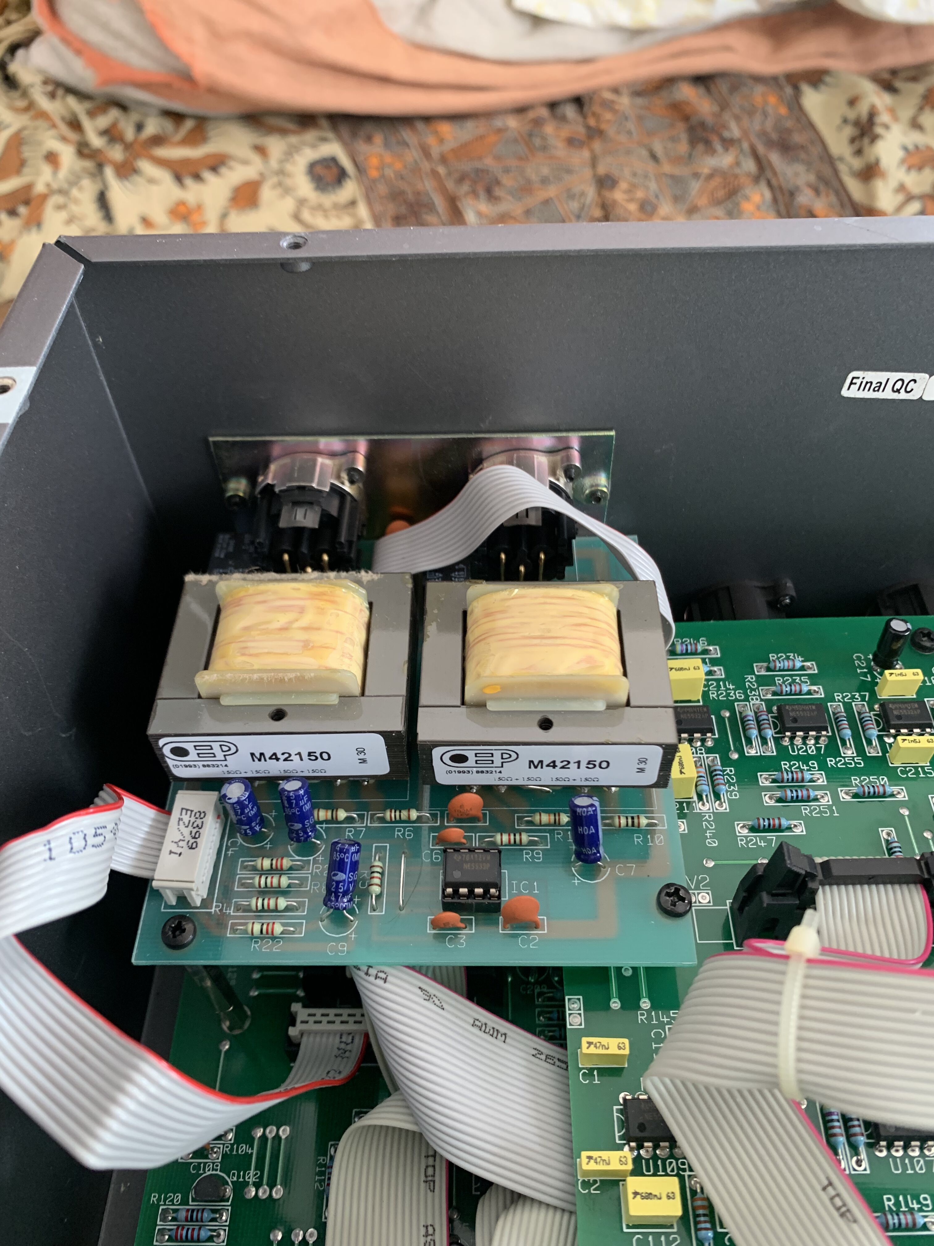 LA Audio EQ231-GSP (88935)