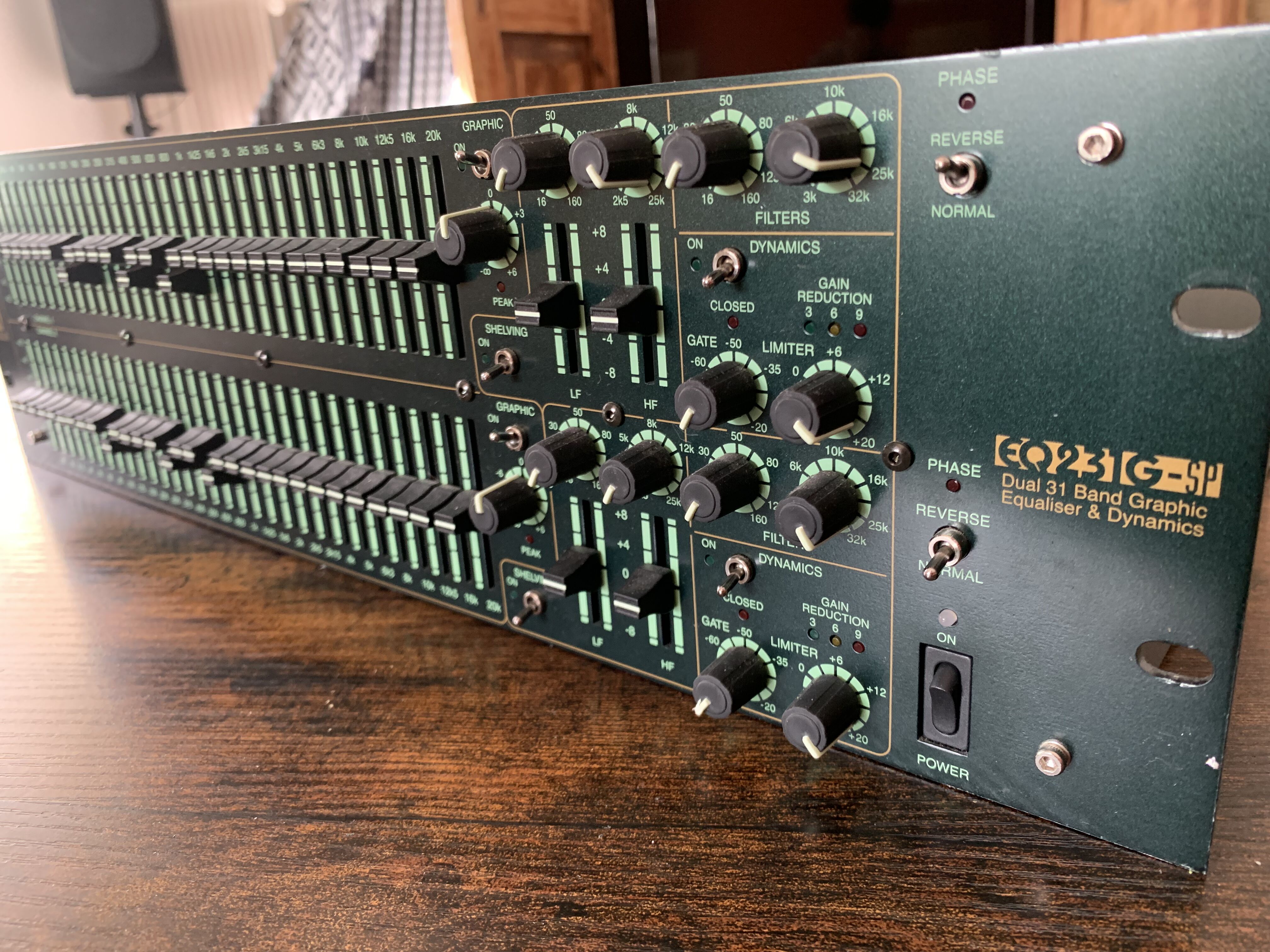 LA Audio EQ231-GSP (51681)