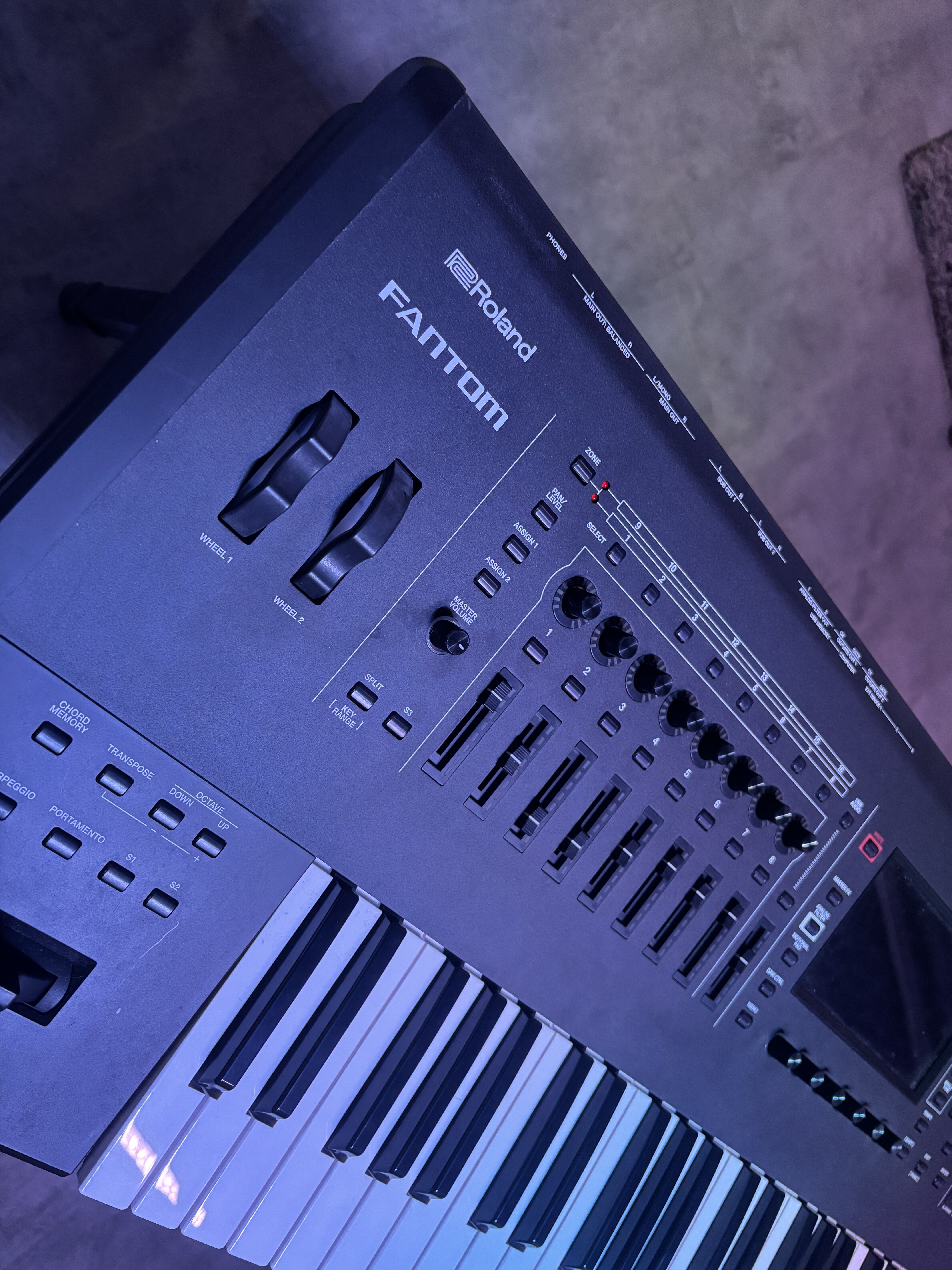 Vends Roland Fantom EX6