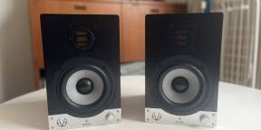 Eve Audio SC205