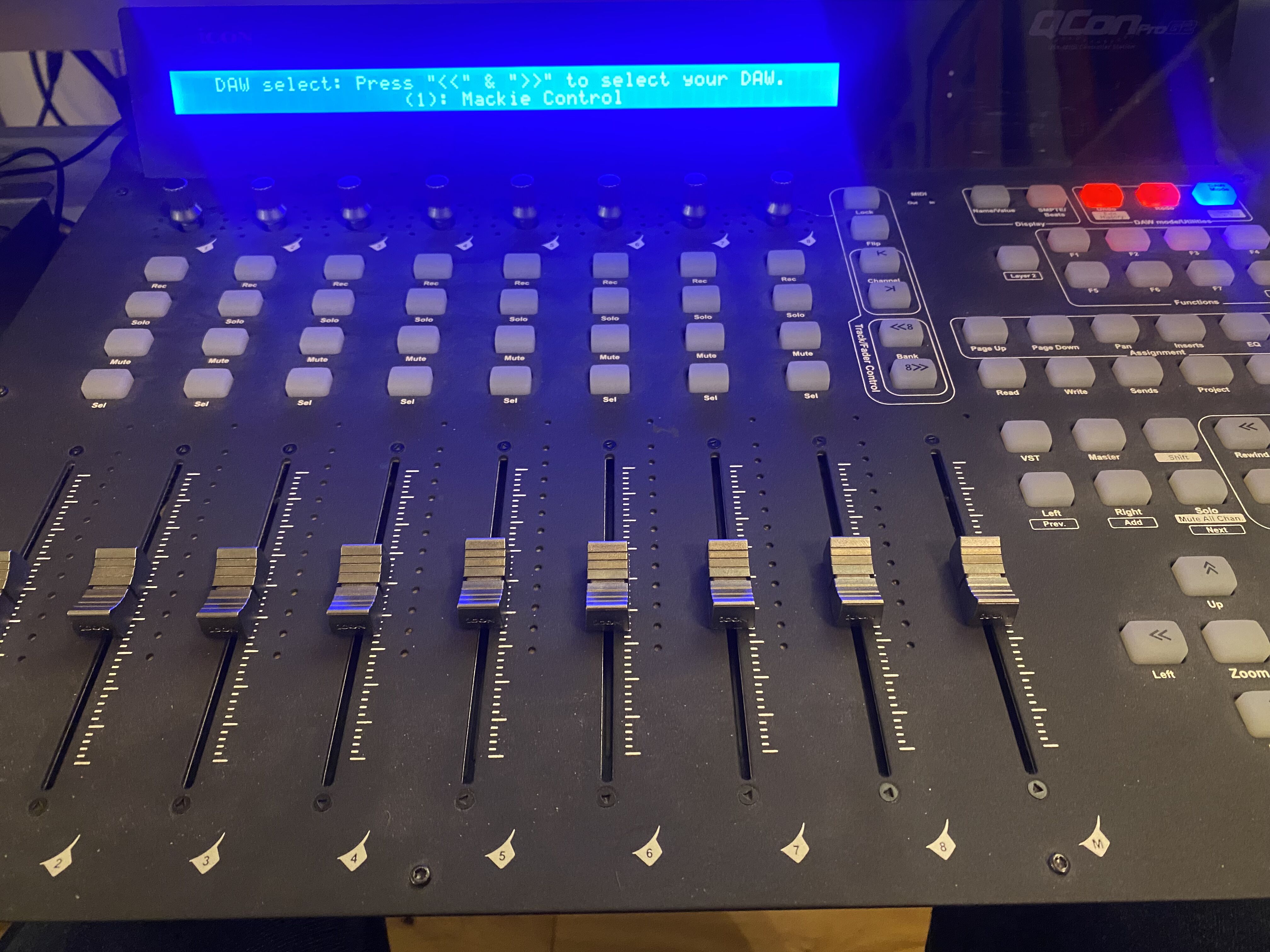 Vend Icon Qcon Pro G2 parfait état