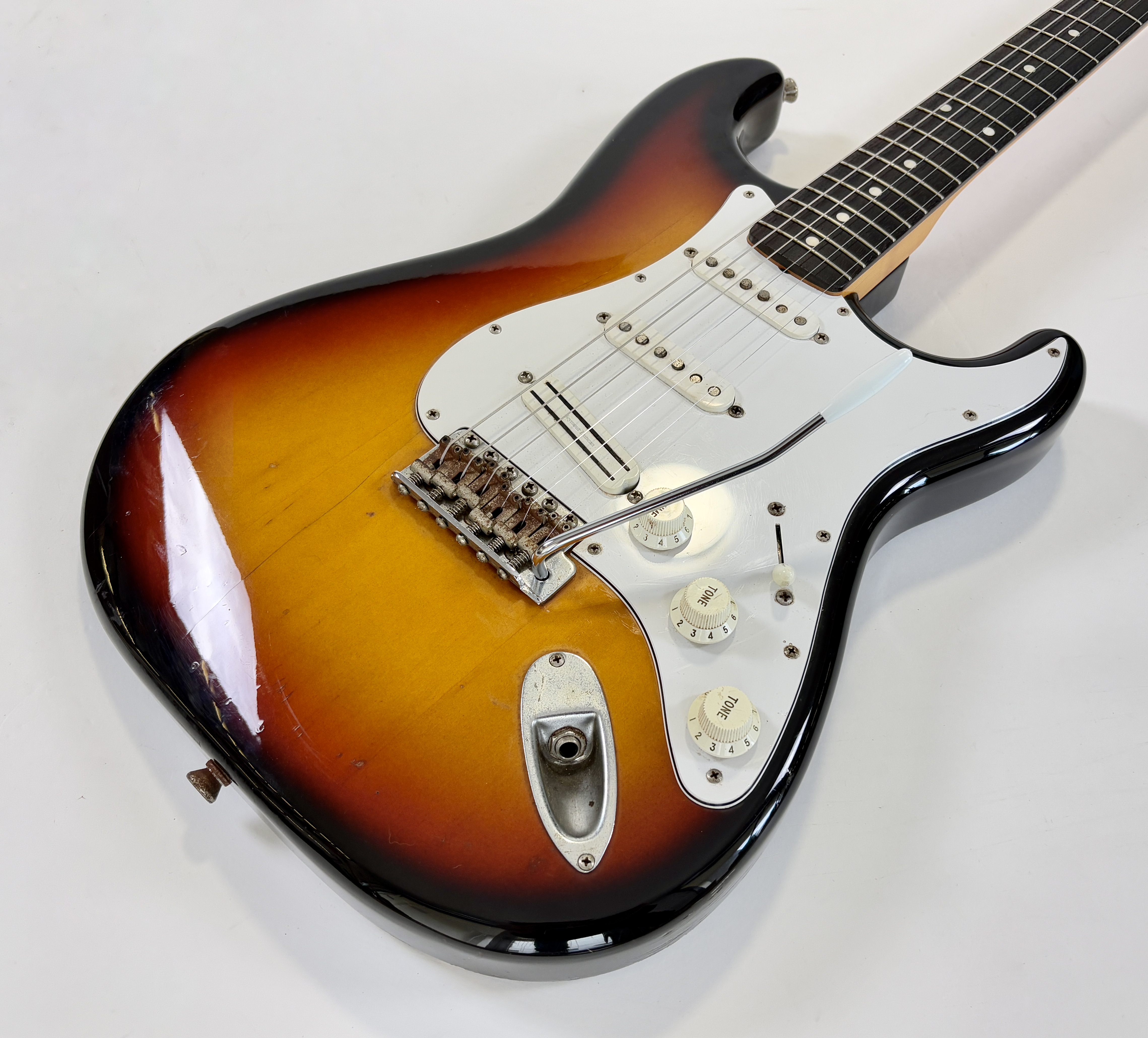 Fender ST62-xx (43245)