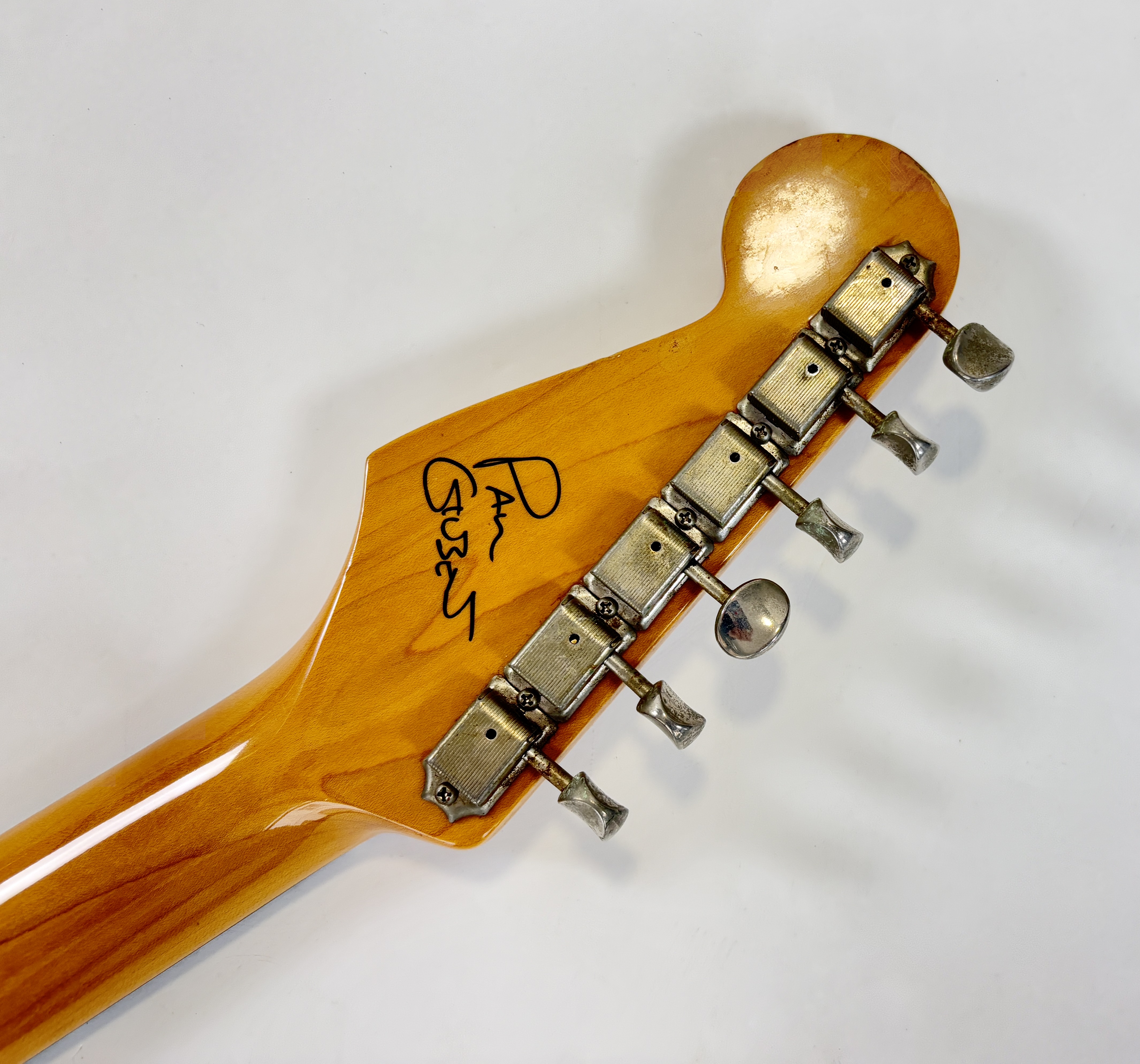 Fender ST62-xx (90035)