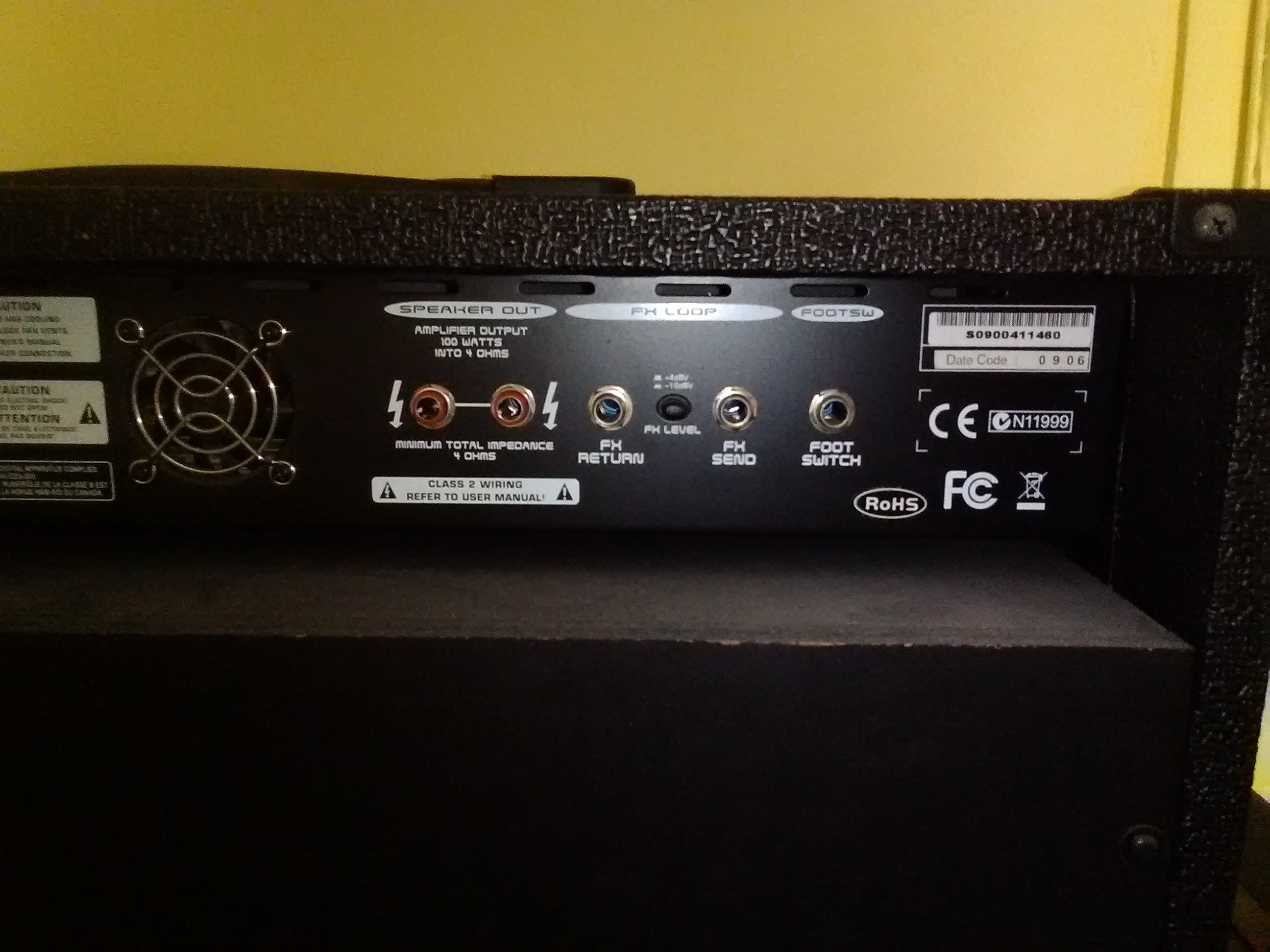 Behringer Virtube VT100FXH - état quasi neuf, peu servi!