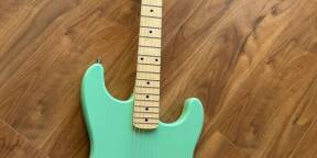 Partcaster Tom Delonge surf green