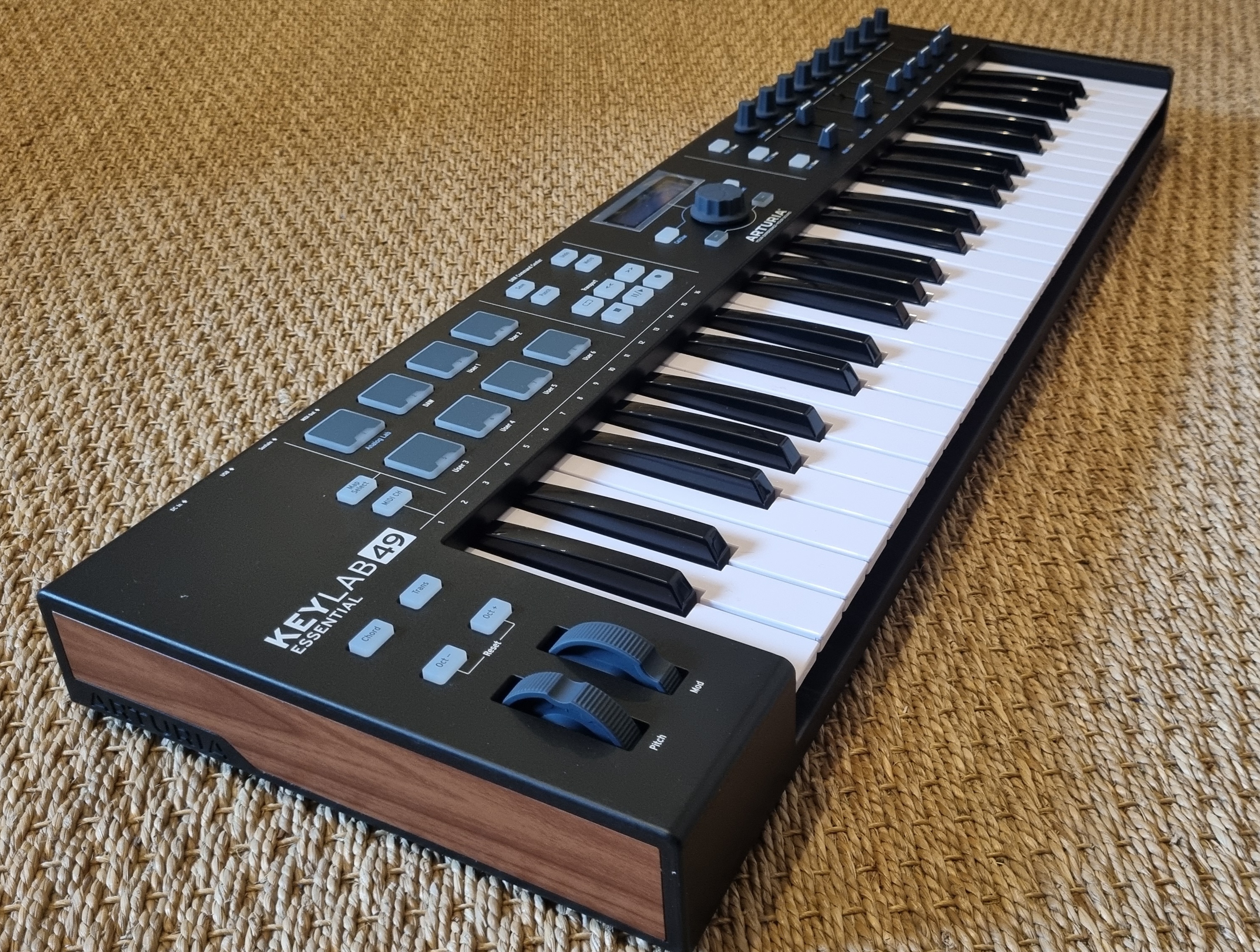Vends Arturia Keylab essential 49