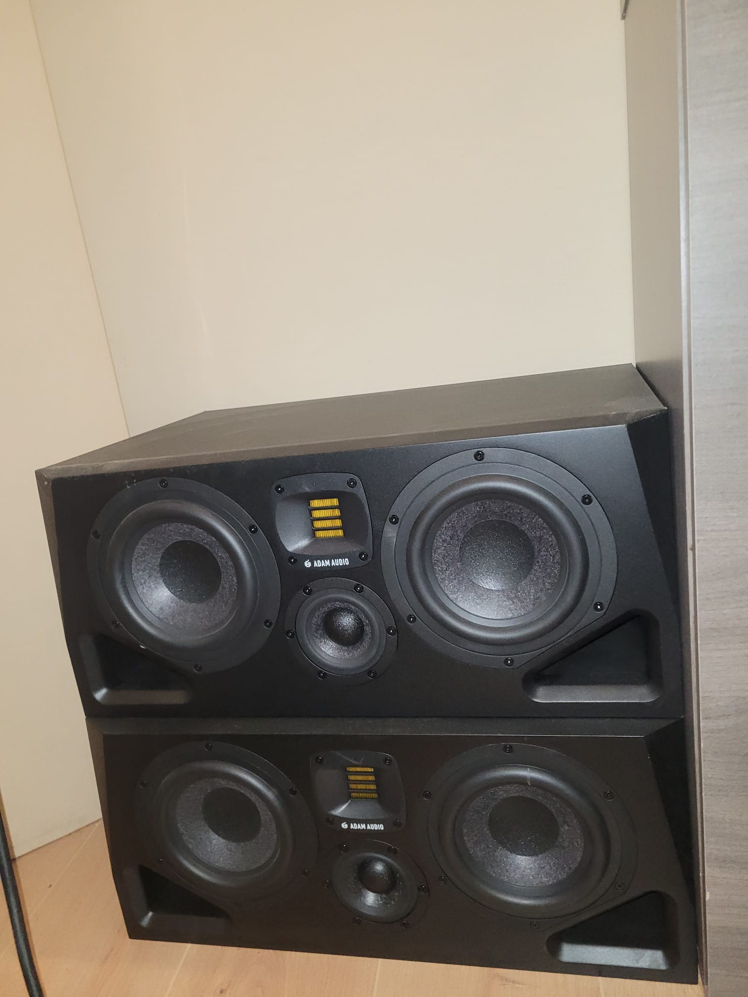 Vends Paire Enceintes Adam Audio A77H