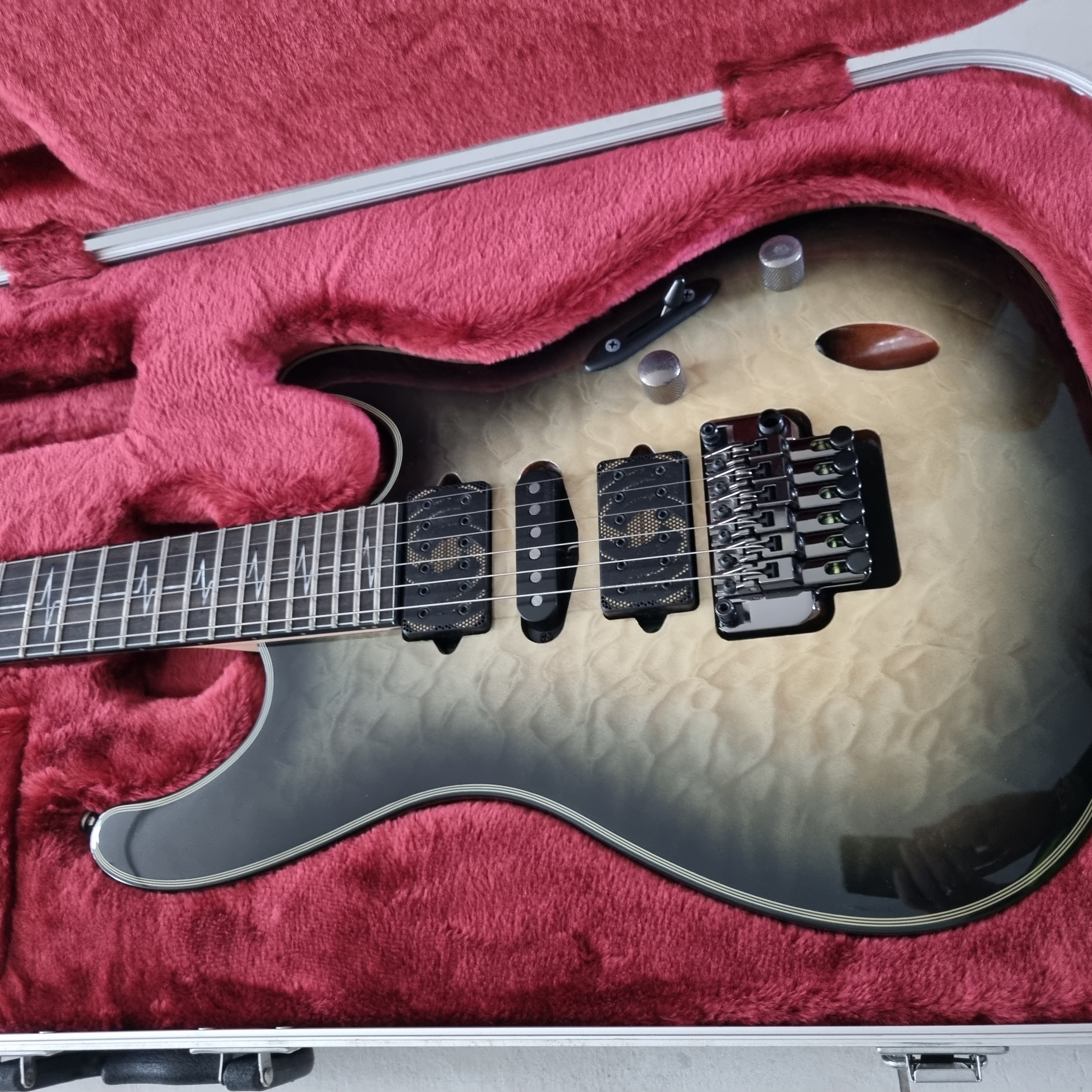 Ibanez Jiva 10 Nita Strauss
