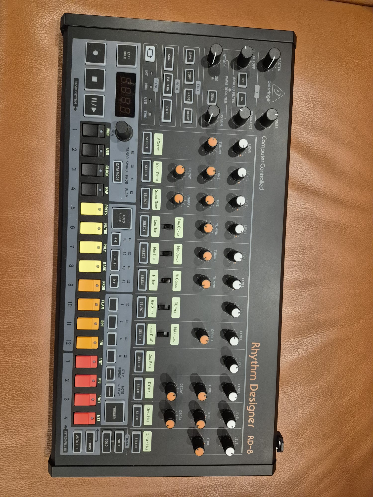 Vends Behringer RD-8 MKII