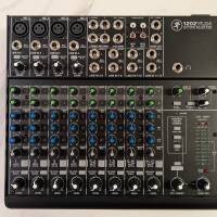 Table de mixage Mackie 1202 VLZ4 quasi neuve