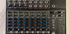 Table de mixage Mackie 1202 VLZ4 quasi neuve