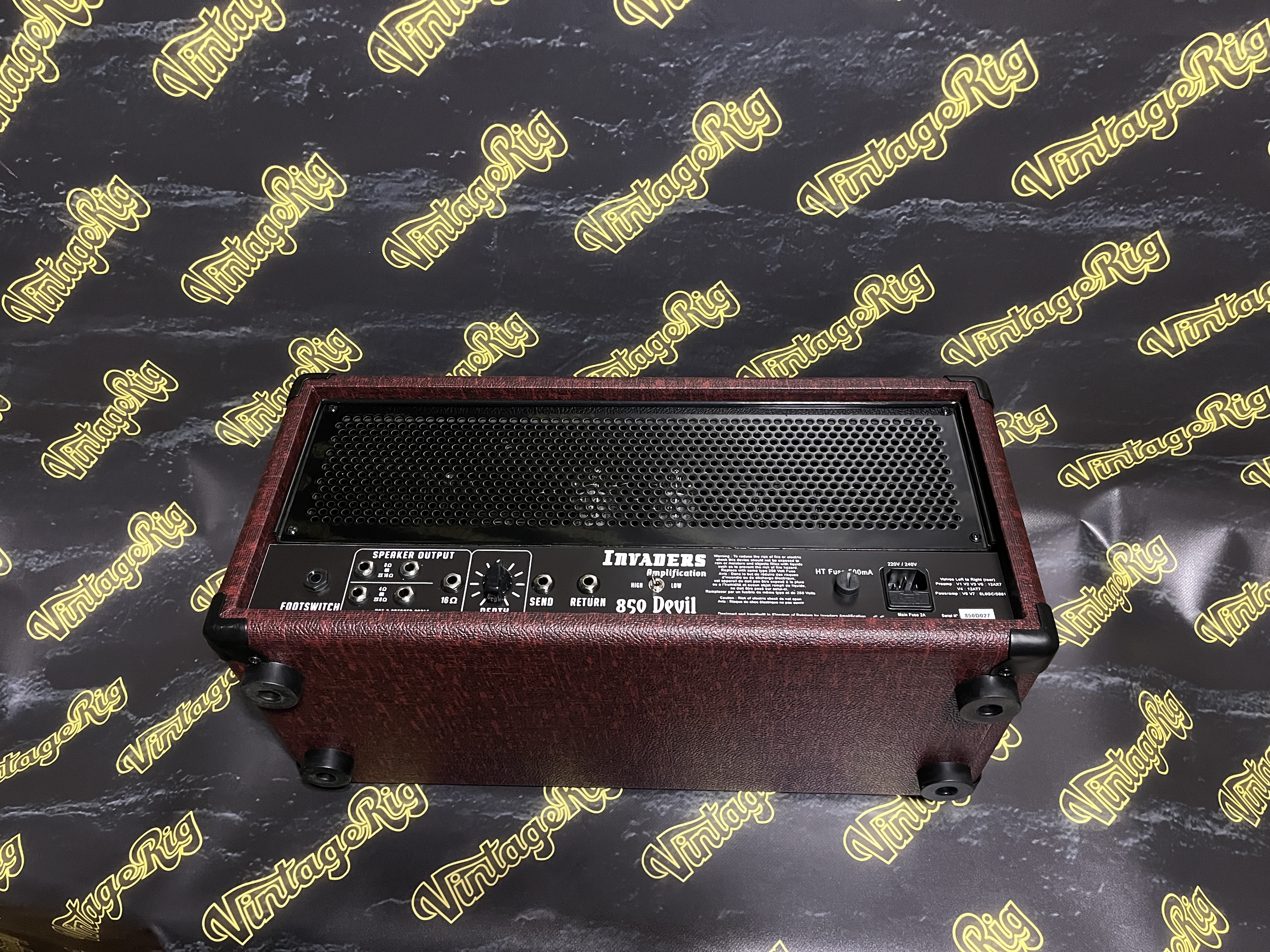Invaders Amplification 850 Devil (25307)