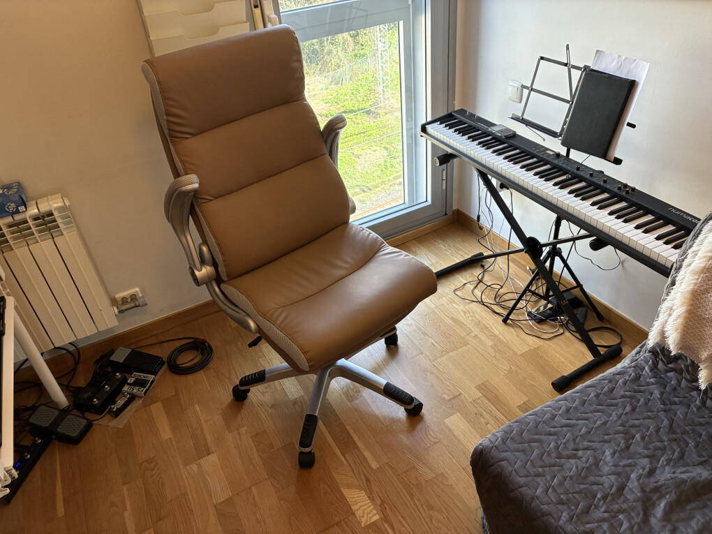 6756379.jpeg 6756379.jpeg