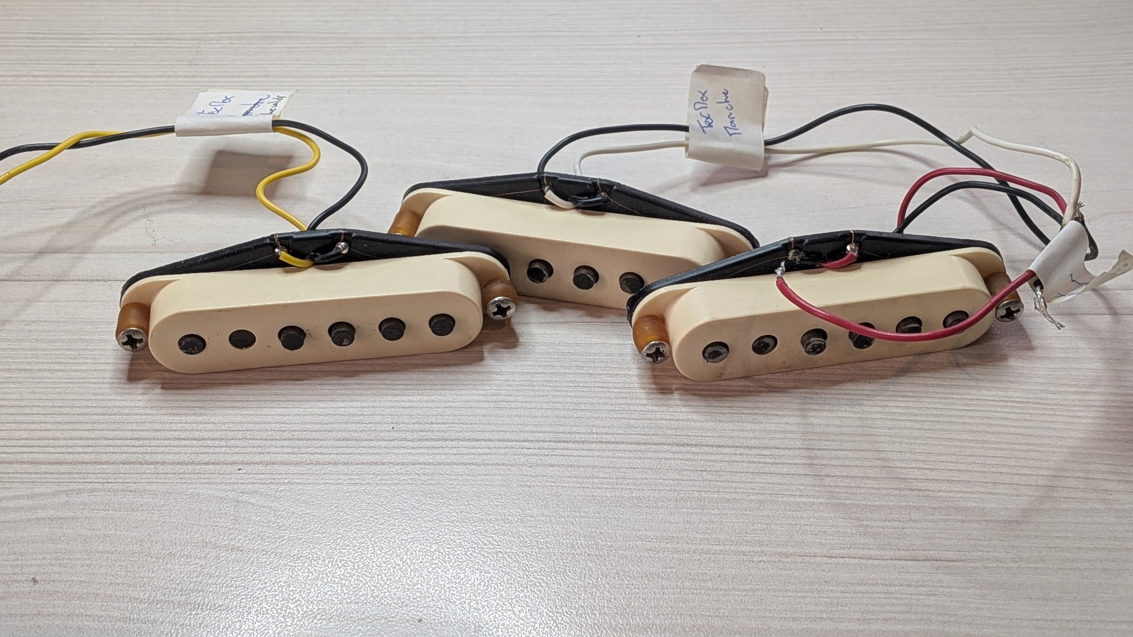 Vends micros Fender Tex Mex Strat