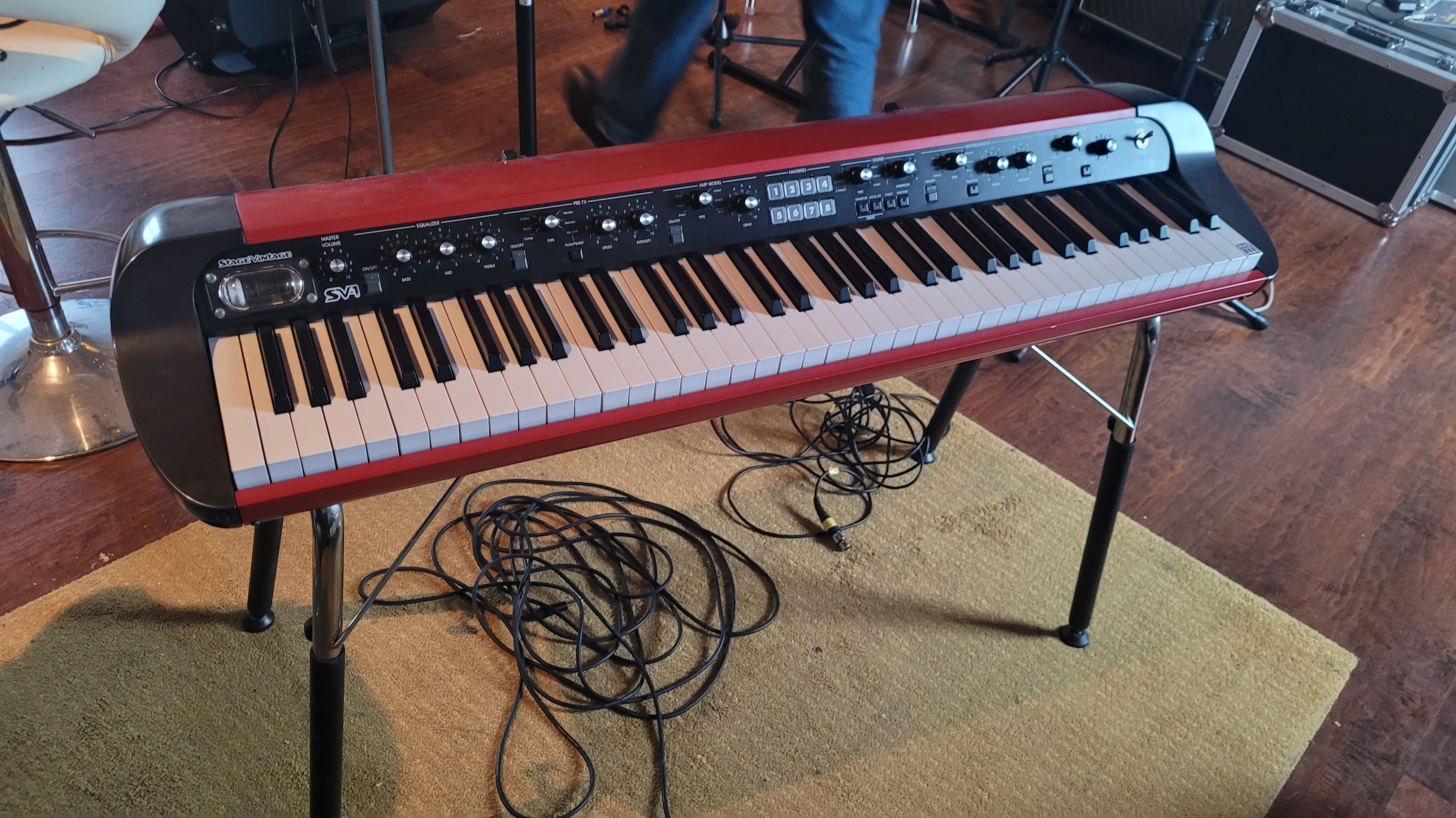 vends korg SV-1 Stage Vintage