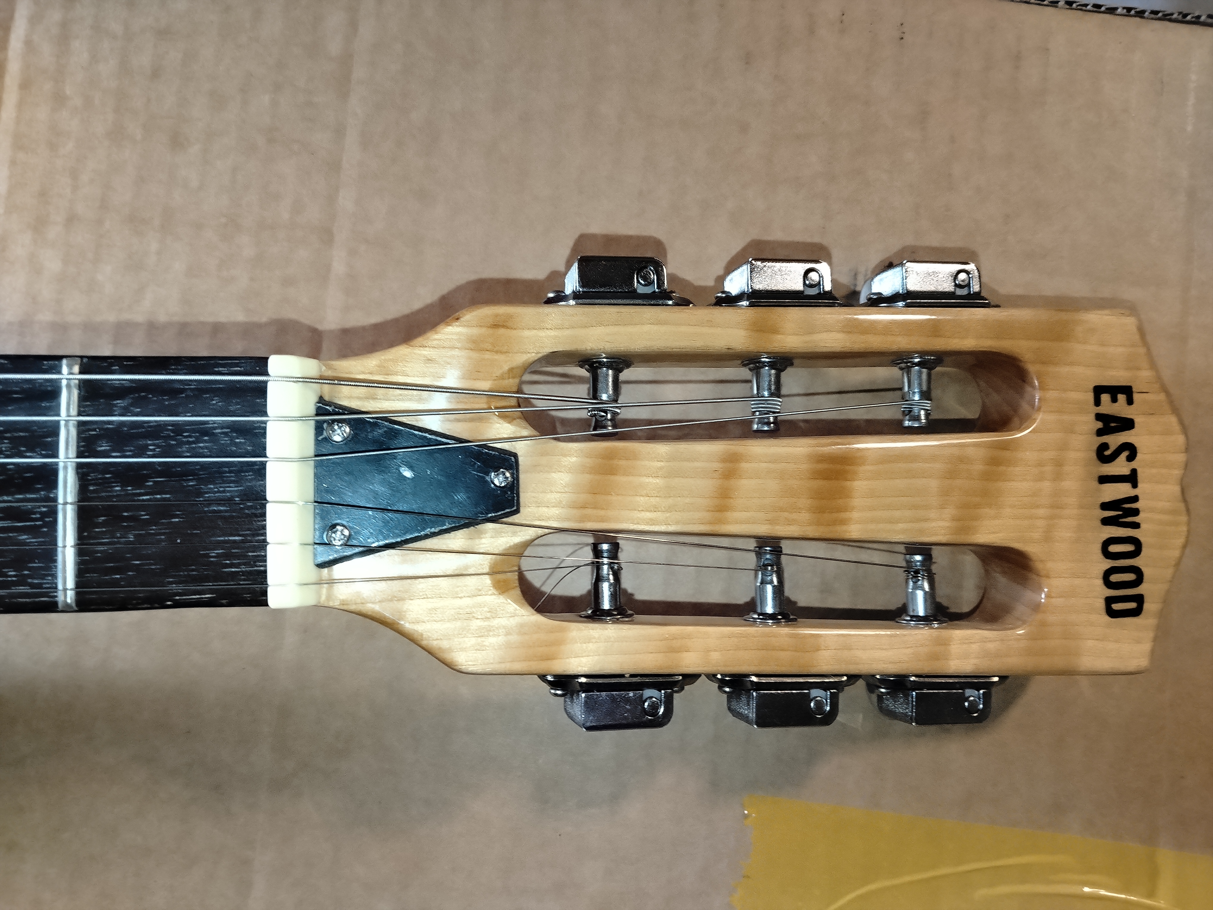 Eastwood Guitars California Rebel (11758)